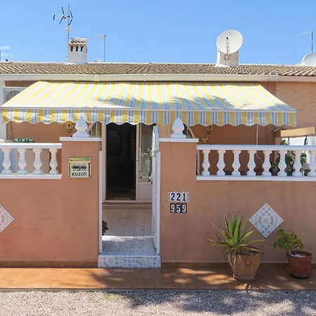 Nyaraló Pet Friendly In With Kitchen Torrevieja