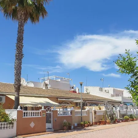 Nyaraló Pet Friendly In With Kitchen